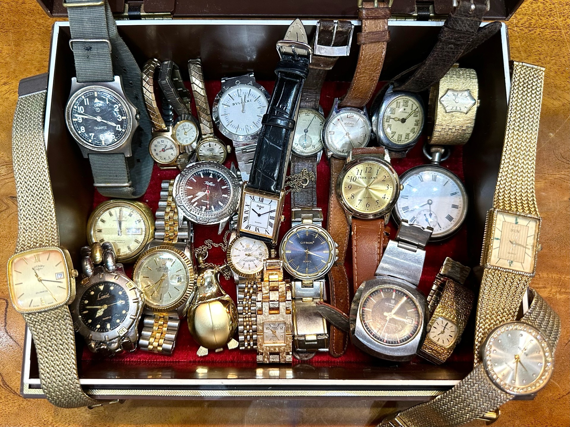 Collection of Ladies & Gentleman's Wristwatches, makes to include 4 Jewels, CWC, Jaquet Droz, - Image 2 of 3