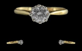 Ladies 18ct Gold Single Stone Diamond Set Dress Ring, full hallmark to interior of shank, the