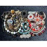 Collection of Quality Vintage Costume Jewellery, comprising pearls, bracelets, bangles, beads,