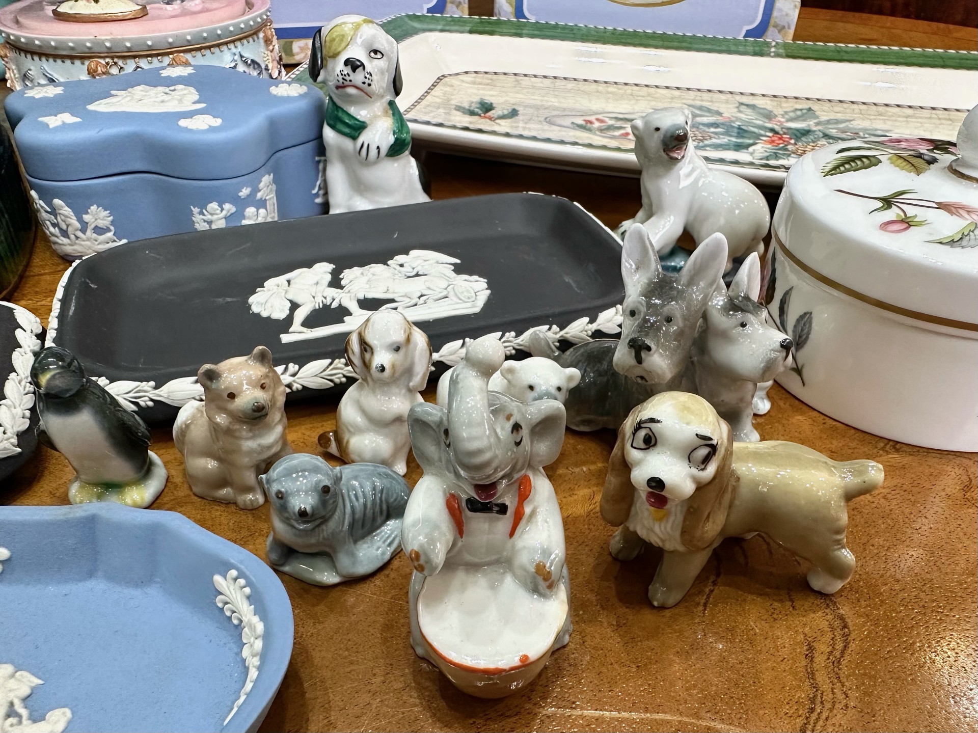 A Collection of Assorted Pottery and Collectables to include Wedgwood, a musical carousel, various - Image 2 of 5