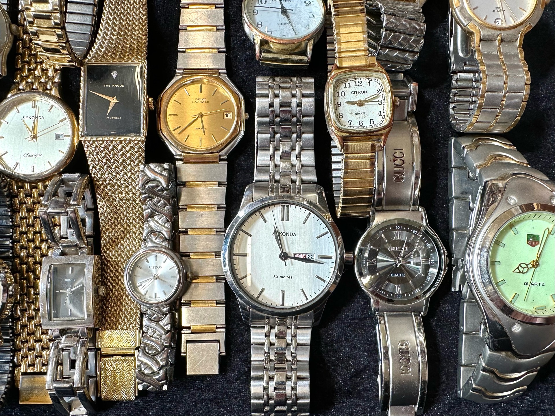 Collection of Ladies & Gentleman's Wristwatches, leather and bracelet straps, makes include The - Image 4 of 5