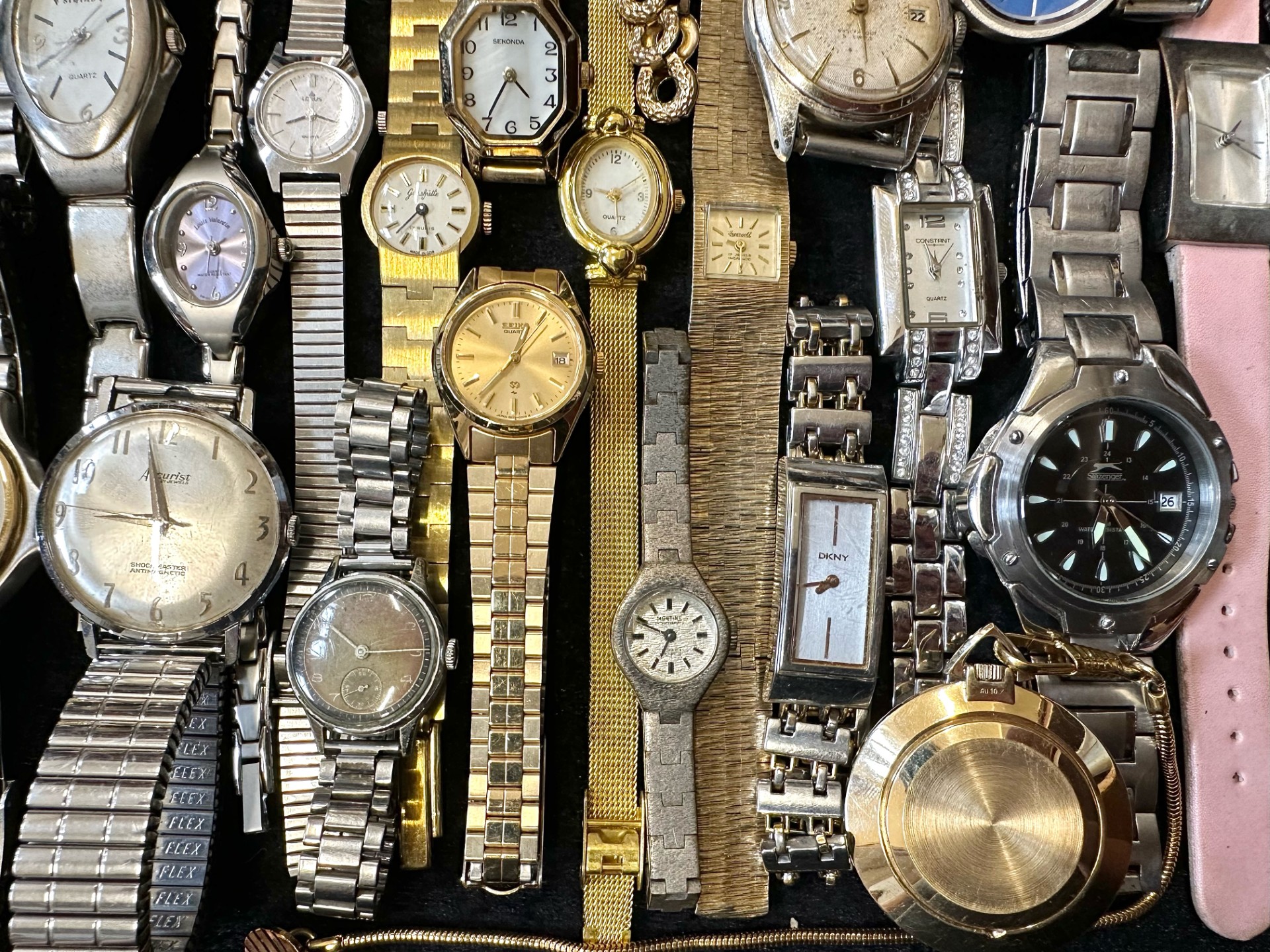 Collection of Ladies & Gentlemen's Wristwatches, leather and bracelet straps, various makes - Image 2 of 5
