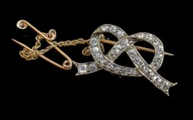 Antique Period - Ladies 18ct Gold Superb and Exquisite Diamond set Ribbon and Bow design small
