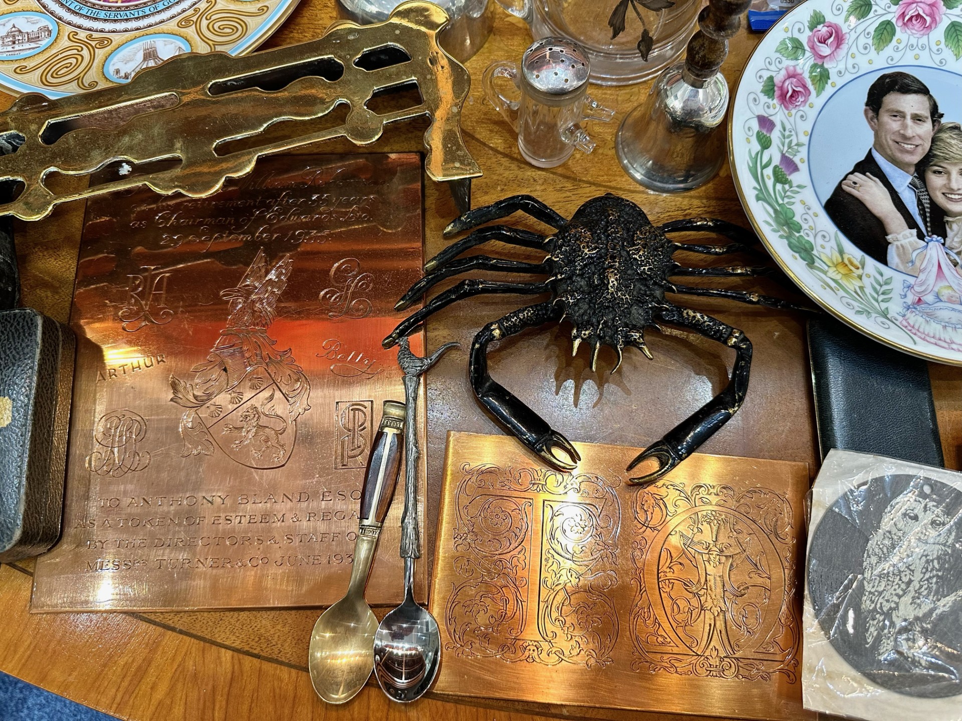 Box of assorted Collectibles, comprising Lord Nelson pottery tankard, bakelite green wall clock, - Image 3 of 3