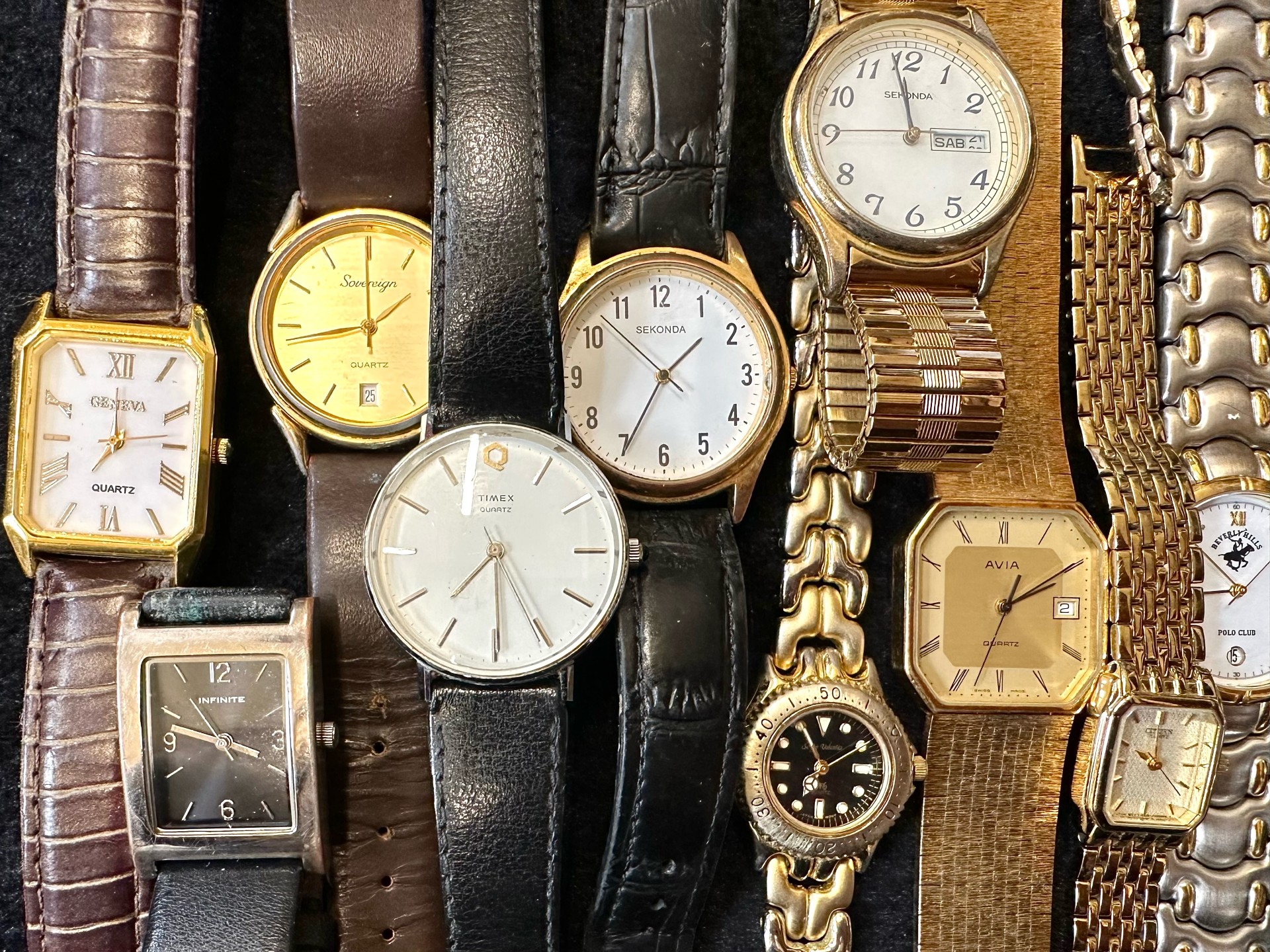 Collection of Ladies & Gentlemen's Wristwatches, leather and bracelet straps, various makes - Image 3 of 5