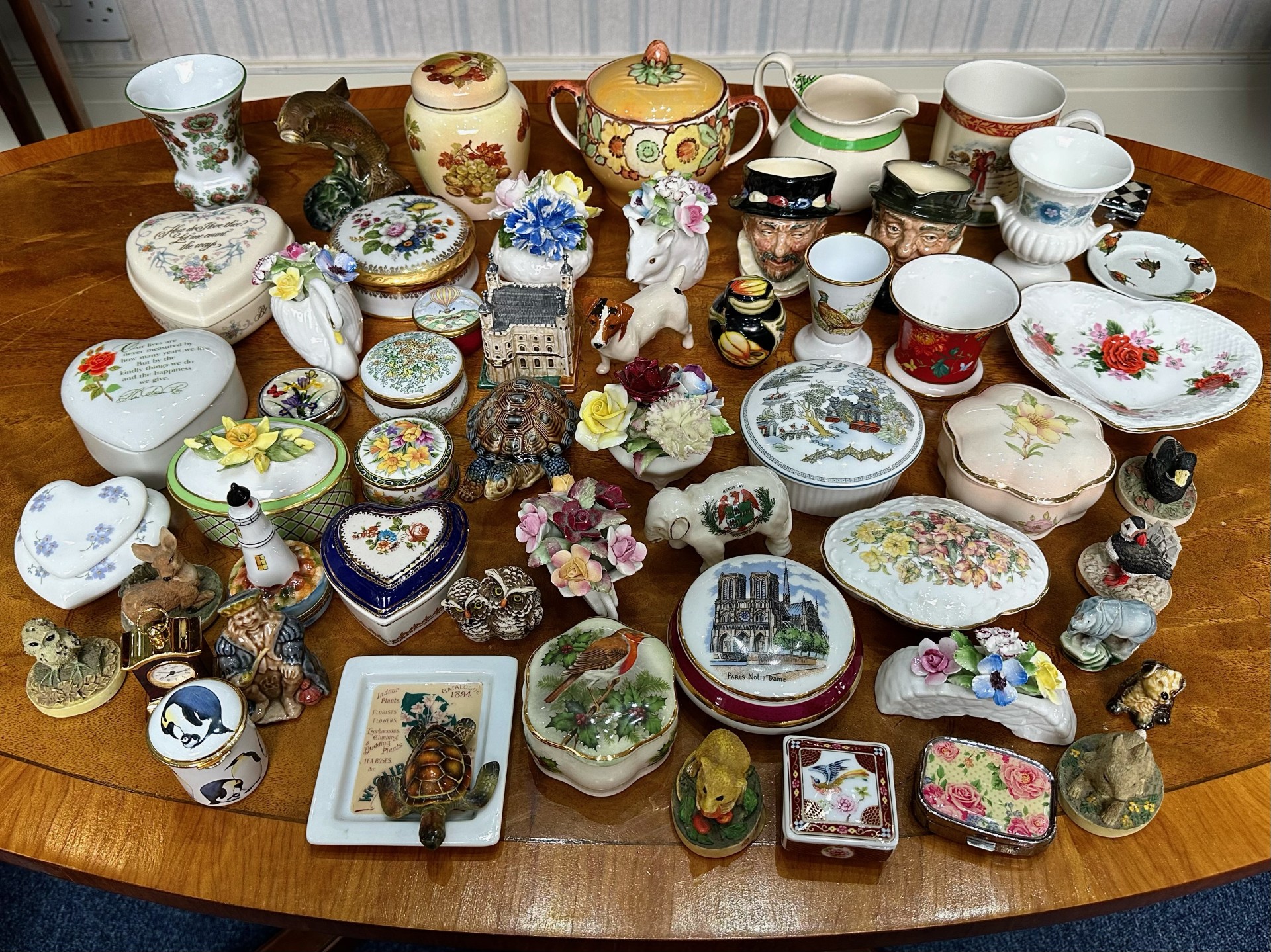 Box of Miscellaneous Pottery Items, including a quantity of assorted trinket boxes, small ornaments,