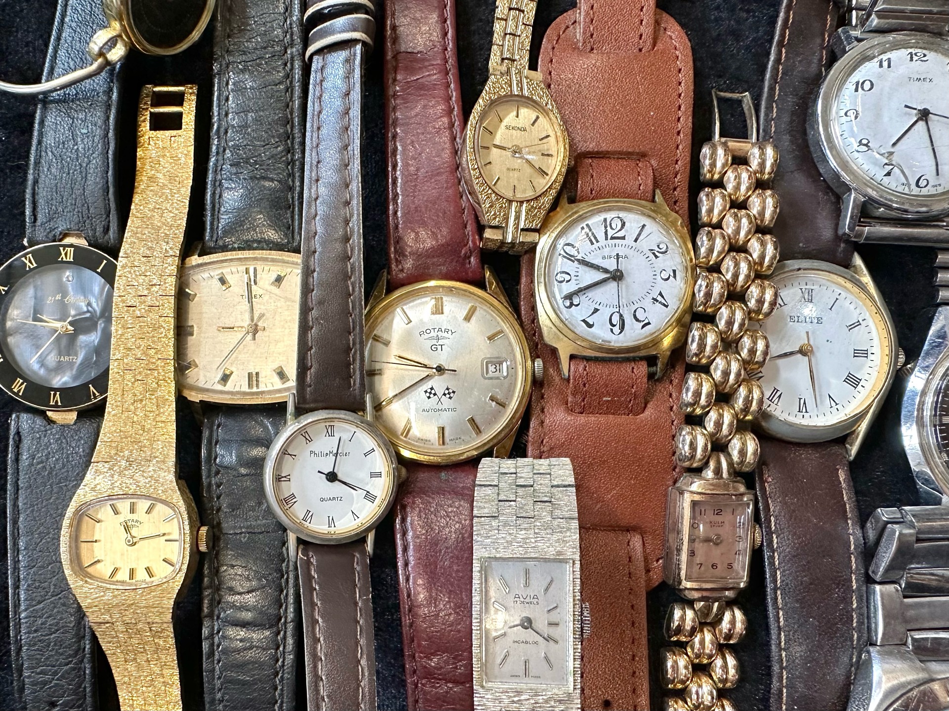 Collection of Ladies & Gentleman's Wristwatches, leather and bracelet straps, makes include Sekonda, - Image 2 of 4