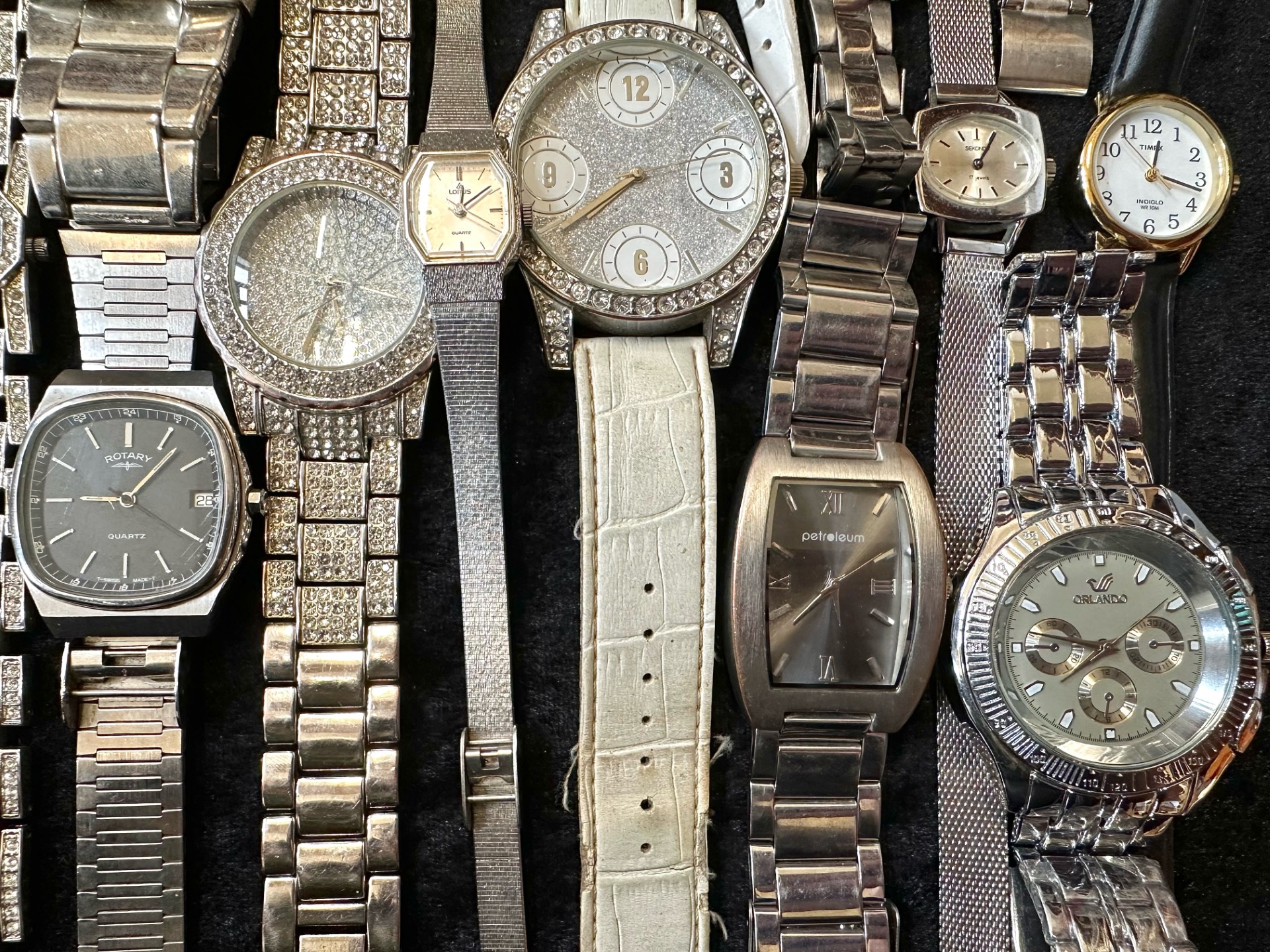 Large Collection of Wrist Watches. gents - Image 8 of 8