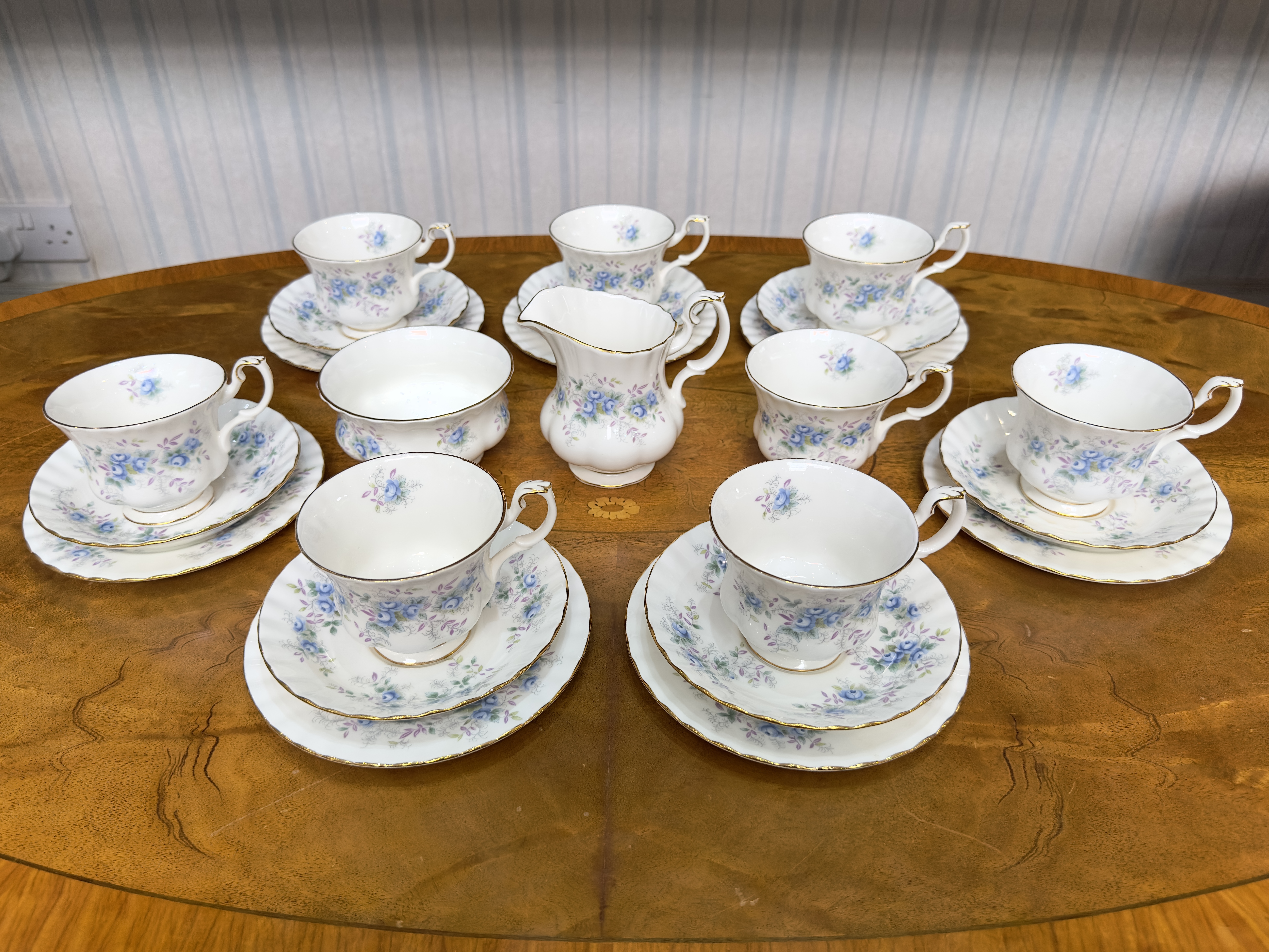 Royal Albert 'Blue Blossom' Tea Service, - Bild 4 aus 6