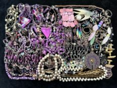 Collection of Costume Jewellery, compris