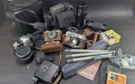 Box of Cameras, makes to include: Konika