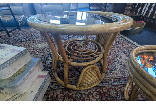 Collection of Bamboo Conservatory Furniture, comprising a circular glass topped table, - Image 3 of 5