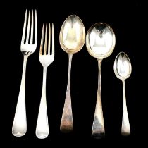 A quantity of silver cutlery, Old English design, Roberts & Belk Ltd, Sheffield 1960.