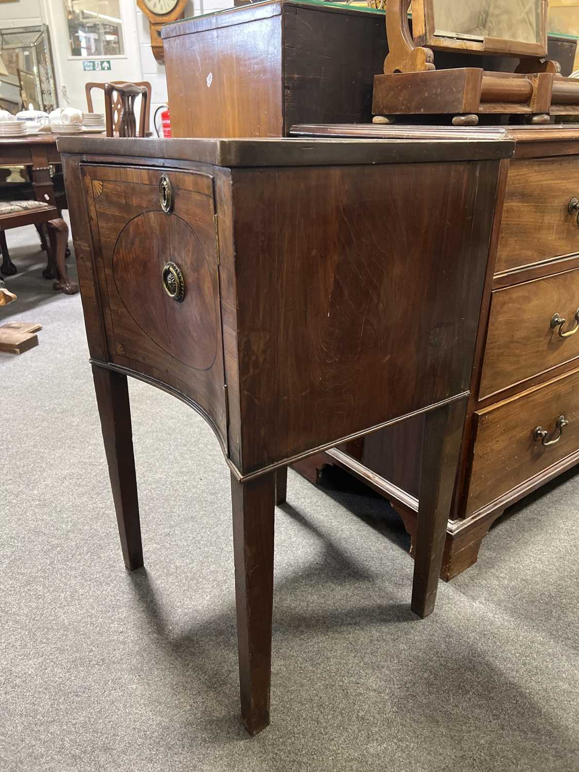 Pair of Victorian mahogany bedside cupboards - Image 11 of 13