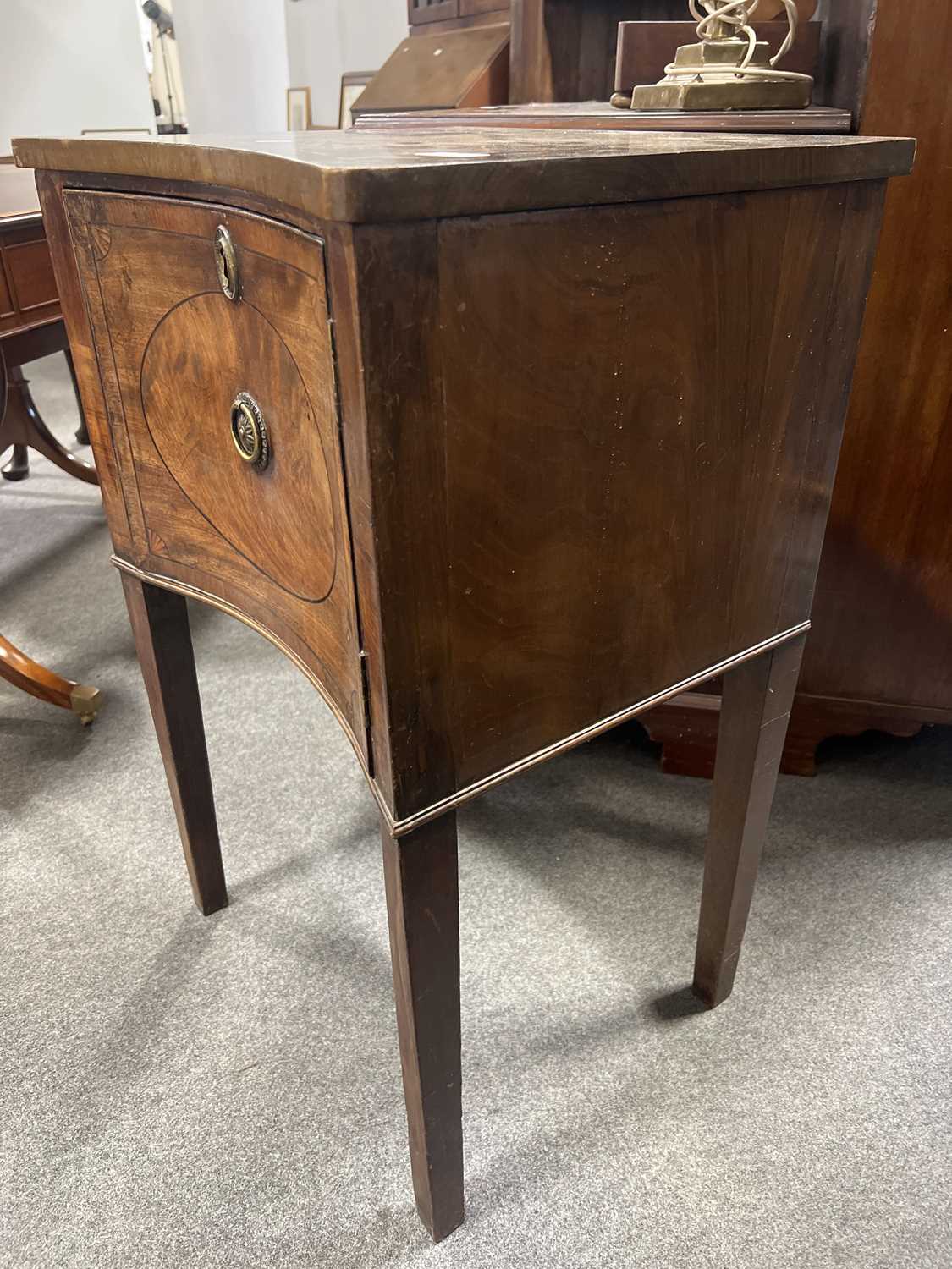 Pair of Victorian mahogany bedside cupboards - Image 7 of 13