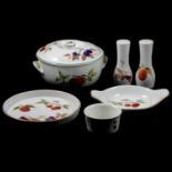 Quantity of Royal Worcester Evesham ware,