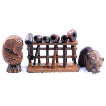 Box of smoker's pipes, carved wooden figures, brackets, etc