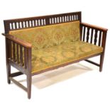 Edwardian Arts & Crafts style oak settle,