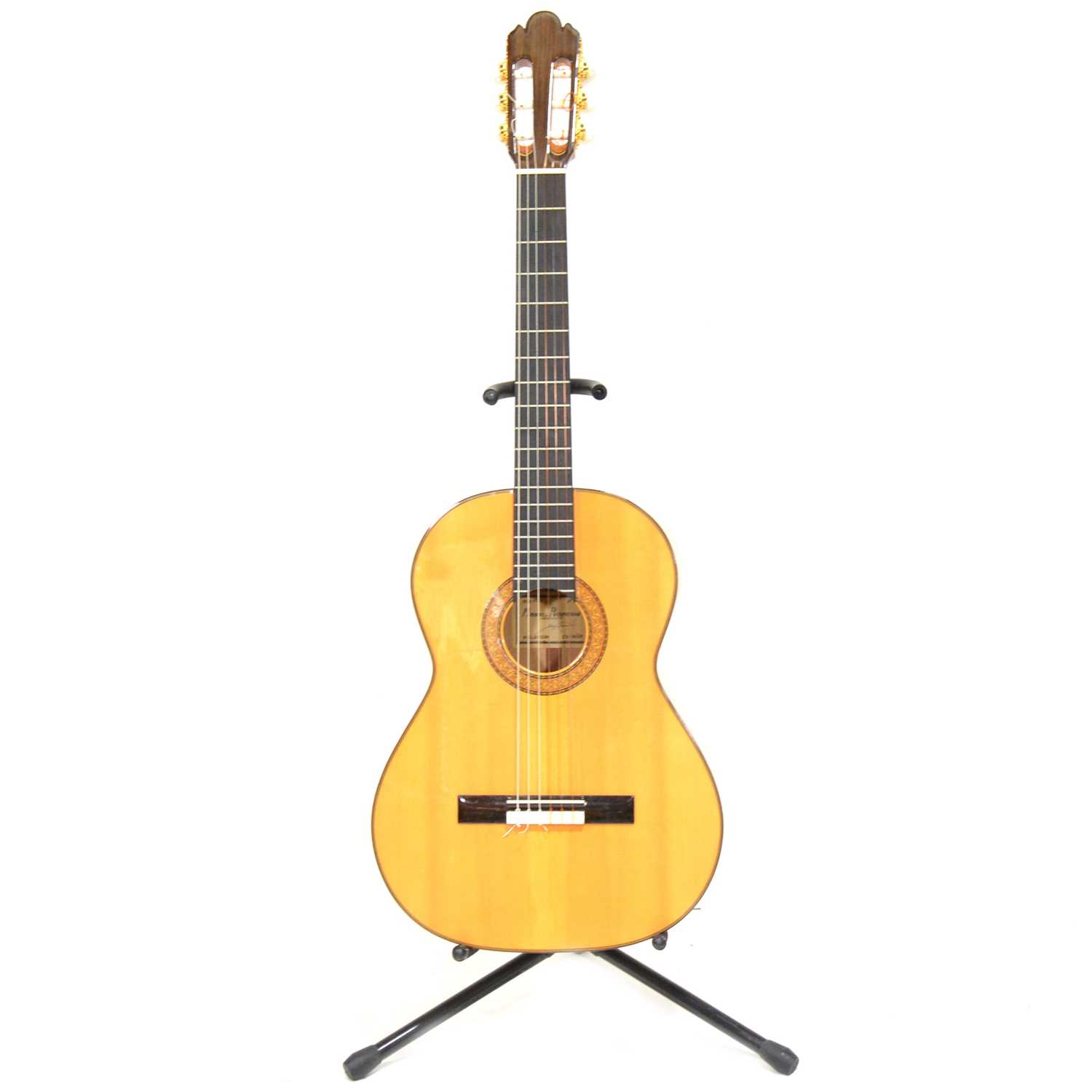 Manuel Raimundo 145 classical six string acoustic guitar,