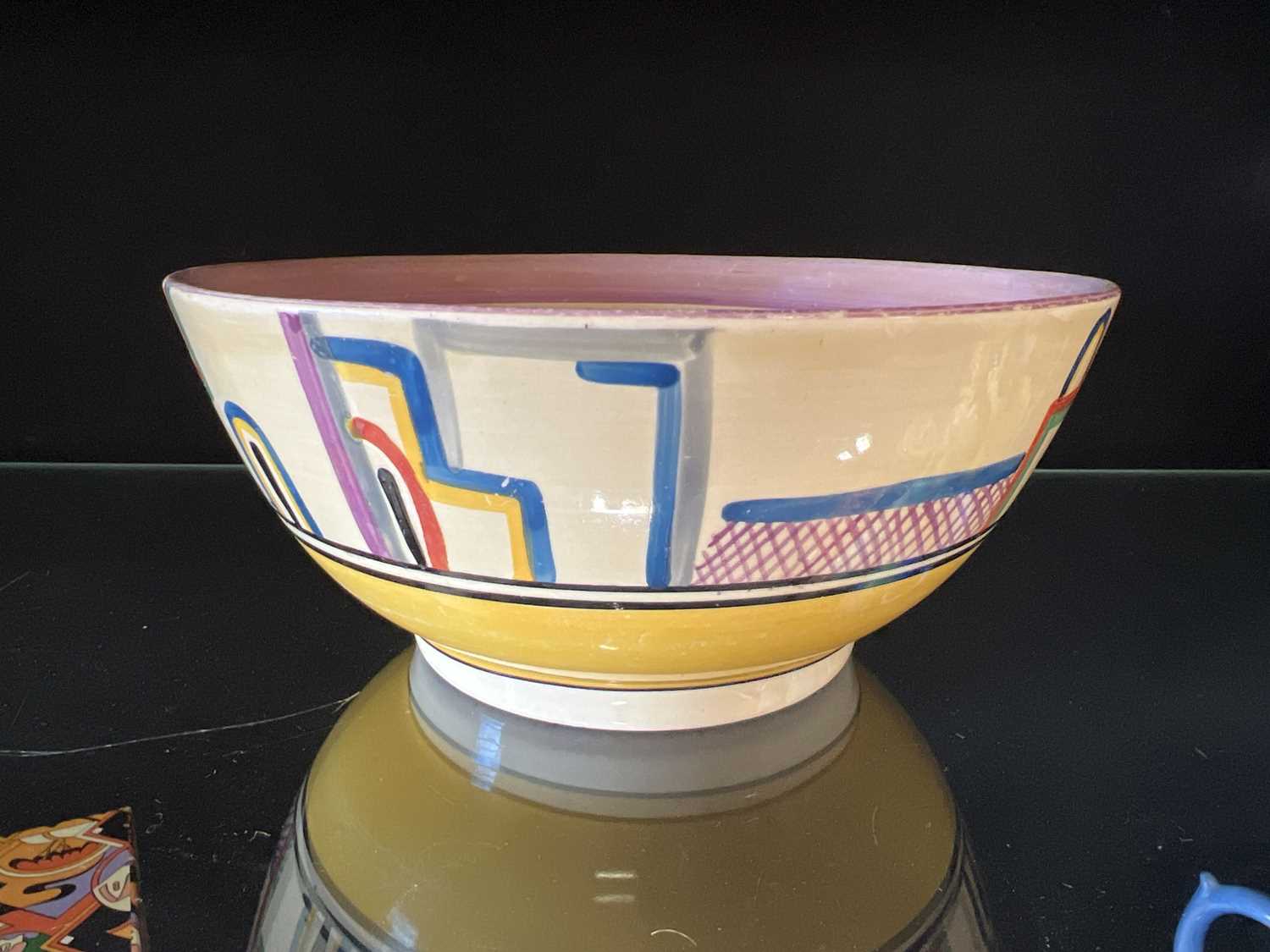 Clarice Cliff, a 'Tennis' pattern bowl - Image 5 of 8