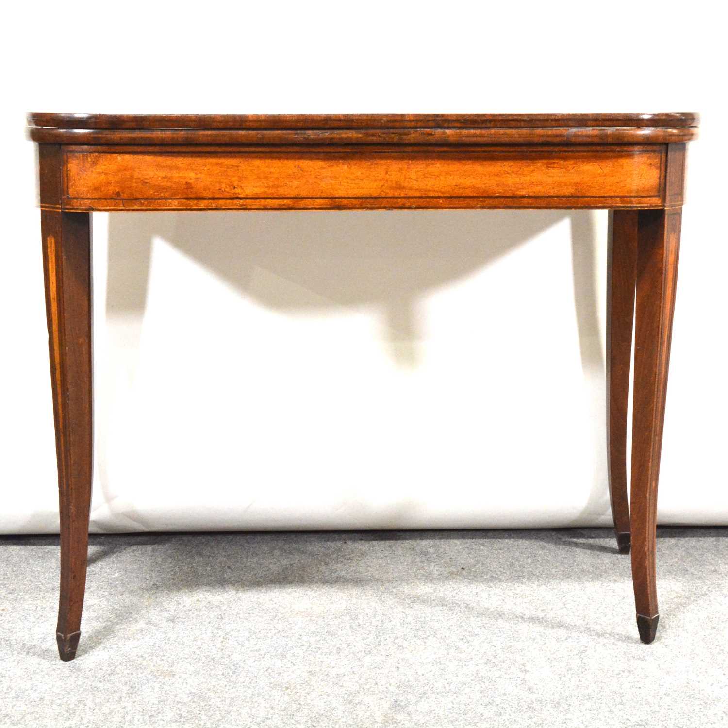 George IV mahogany tea table,