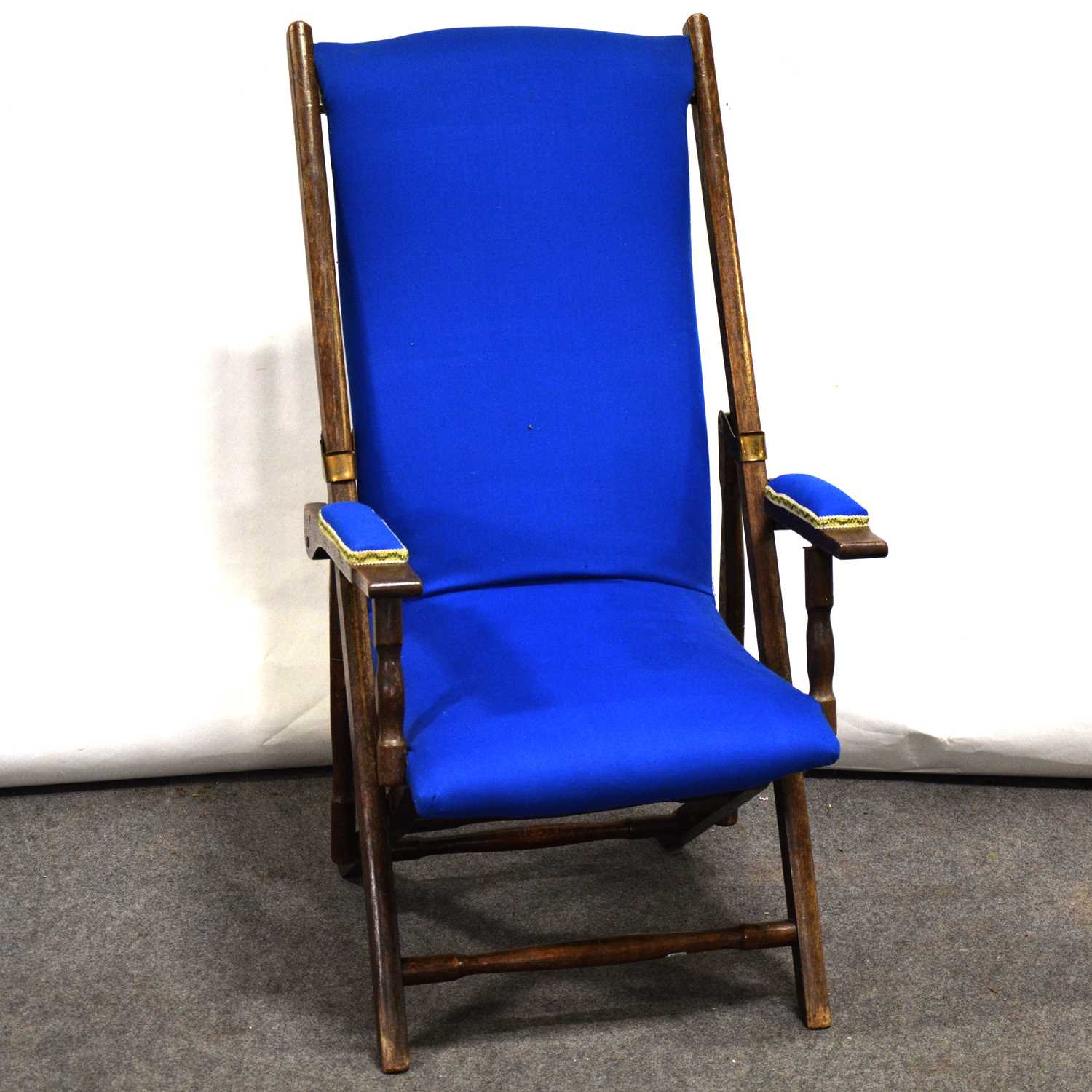 Victorian steamer chair,