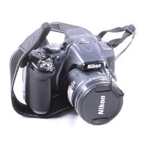 Nikon Coolpix P520 camera & Tripod