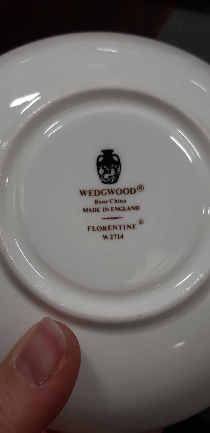 Wedgwood 'Florentine' pattern tea service - Image 5 of 6