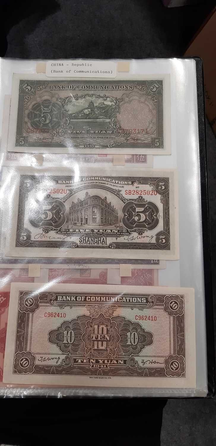Collection of worldwide banknotes - Image 23 of 24