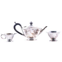 Three piece silver teaset, Munsley & Co, Sheffield, 1927