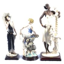 Eleven Giuseppe Armani figurines.