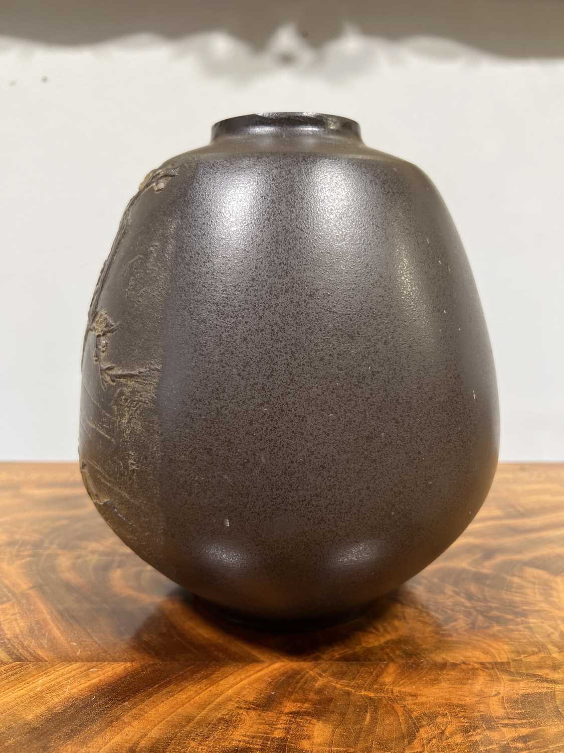 Japanese bronze vase, Meiji period - Image 3 of 8