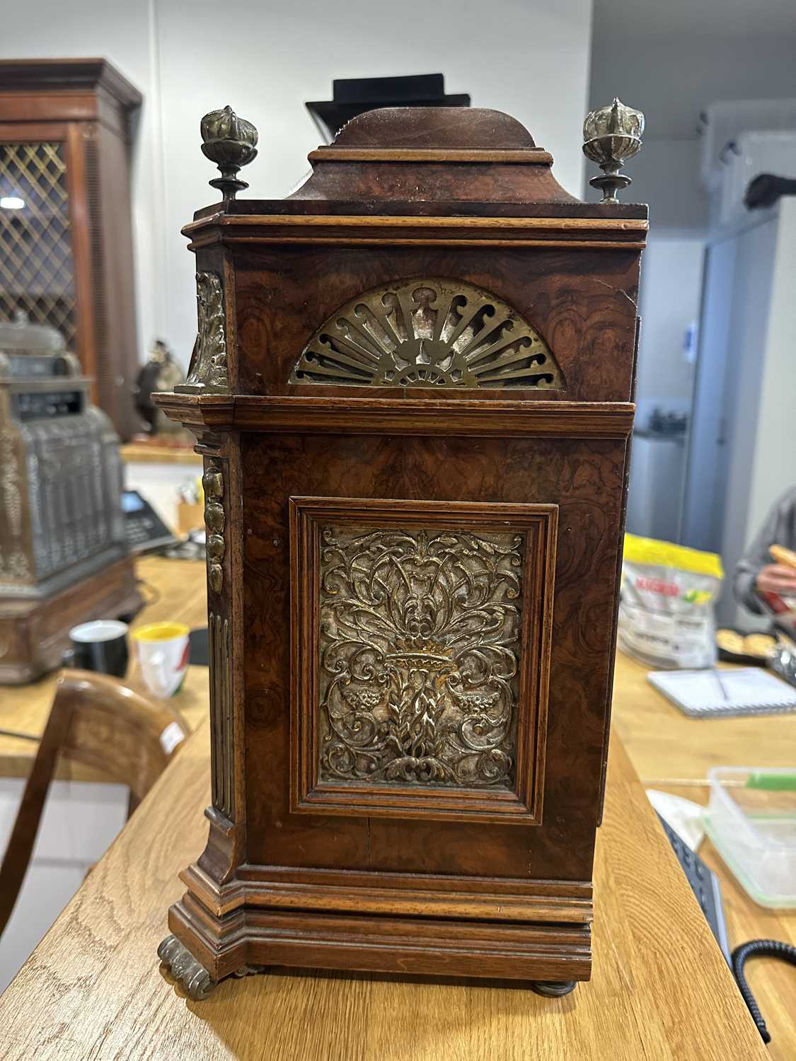 Burr walnut mantel clock, - Image 4 of 7