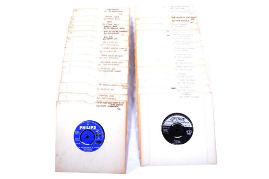 Collection of Pop vinyl records 45s, mostly 1960s and 1970s - Image 1 of 4