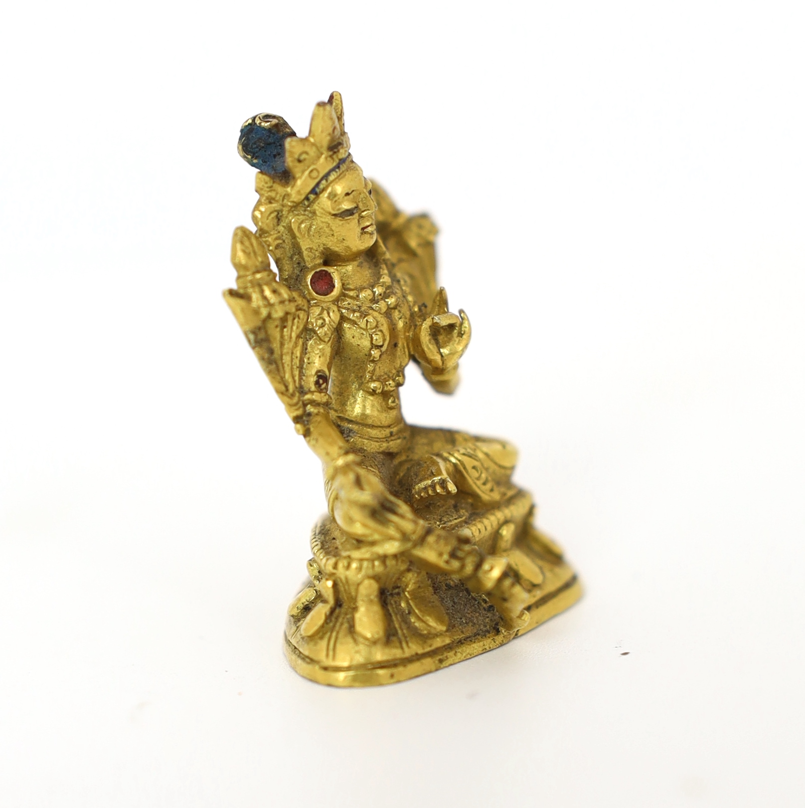 * * A Tibetan miniature gilt bronze figure of Green Tara, 18th/19th century, 3cm highProvenance: - Bild 4 aus 6