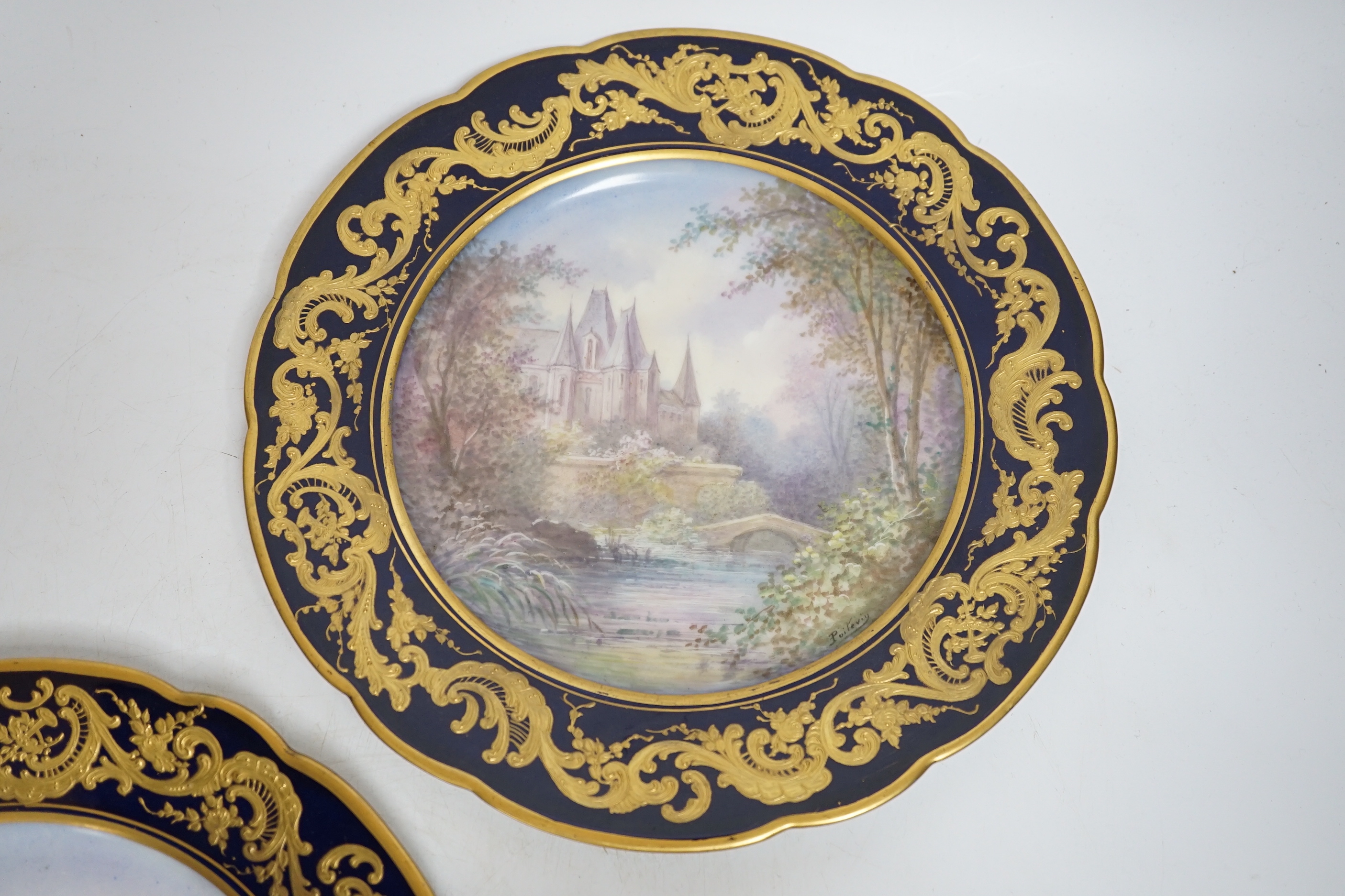 A pair of Sevres style blue cabinet plates, each decorated with a chateau, 24.5cm diameter - Image 2 of 4