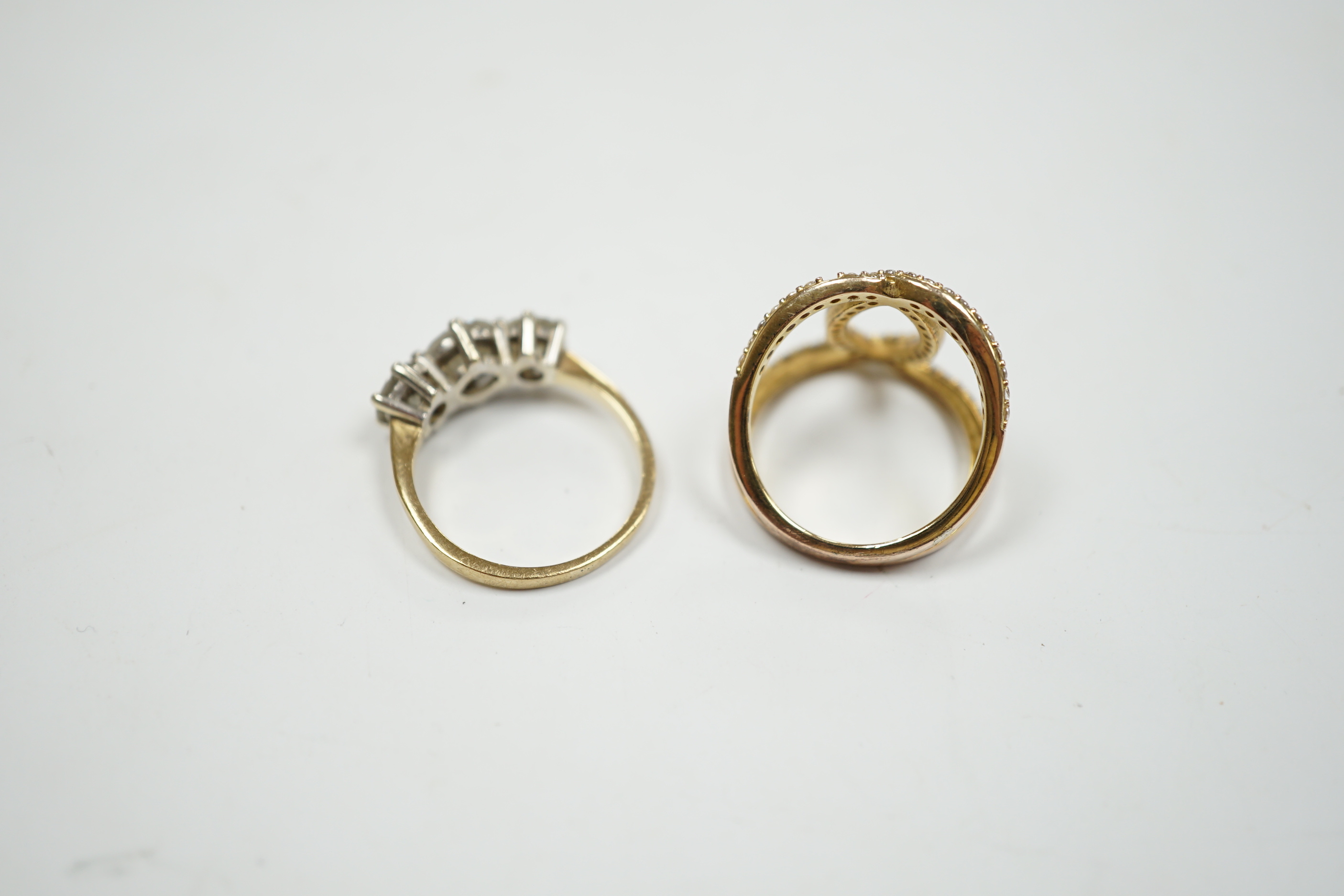 A 9ct gold and three stone simulated diamond ring and a gilt 925 ring. - Image 7 of 7