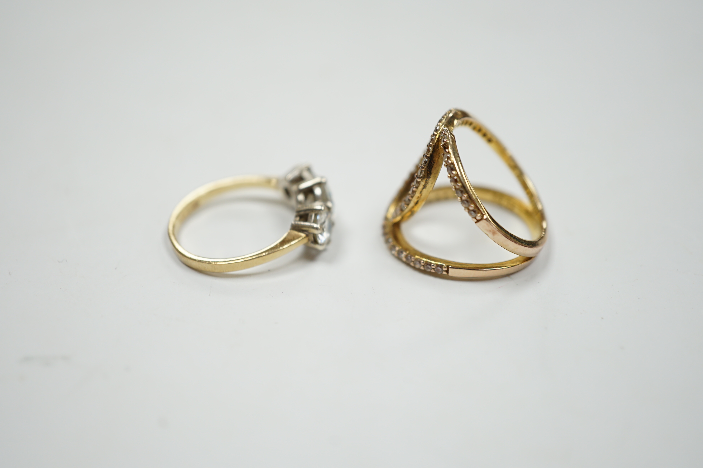 A 9ct gold and three stone simulated diamond ring and a gilt 925 ring. - Image 6 of 7
