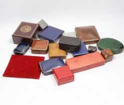 Fourteen assorted jewellery boxes including Garrard and three other similar items including a