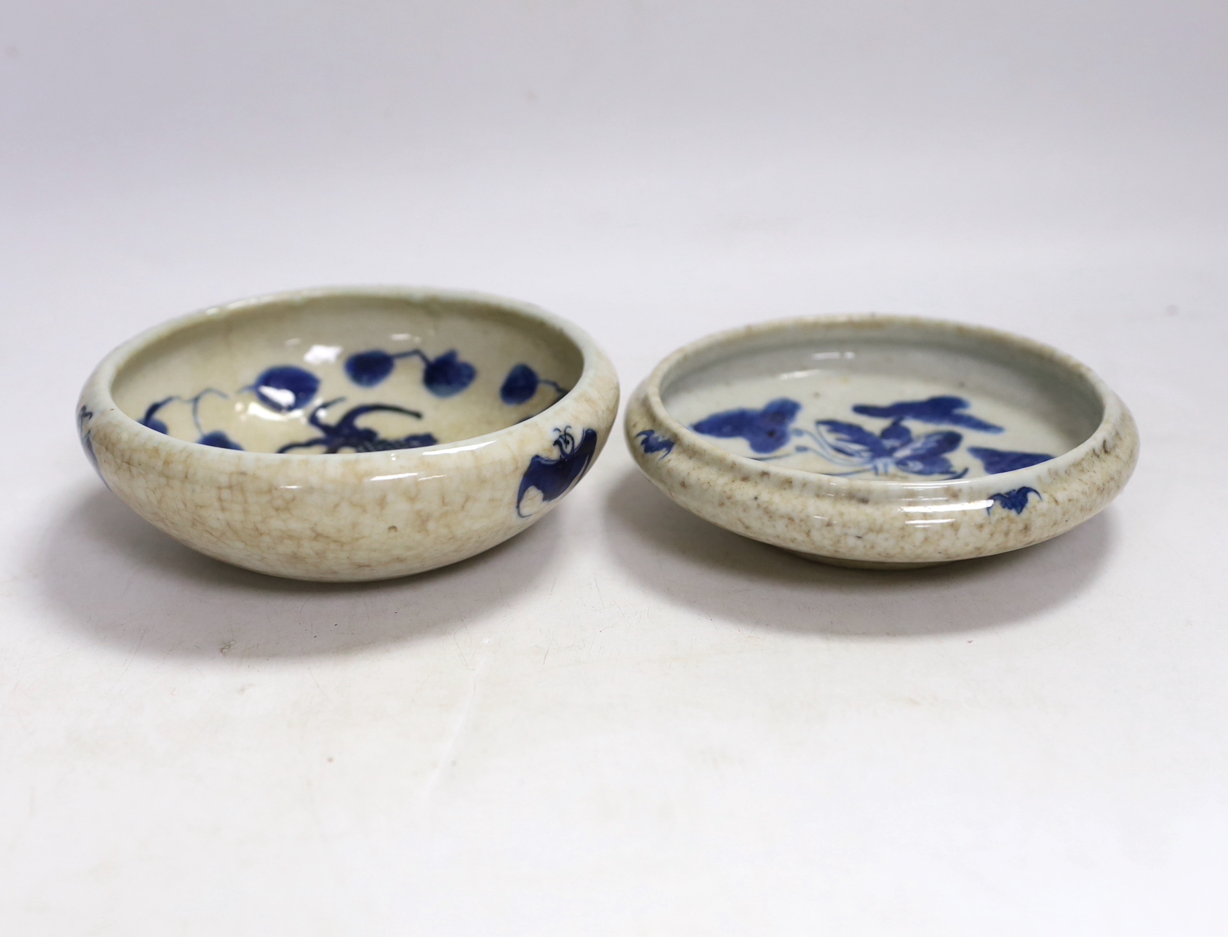 Two Chinese crackle glaze brush washers, diameter 13cm