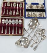 A pair of George V silver rat tail trefid spoons, Goldsmiths & Silversmiths Co Ltd, London, 1911,