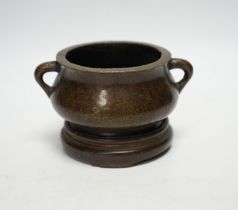 A Chinese bronze censer, Xuande mark, on plinth, 8cm