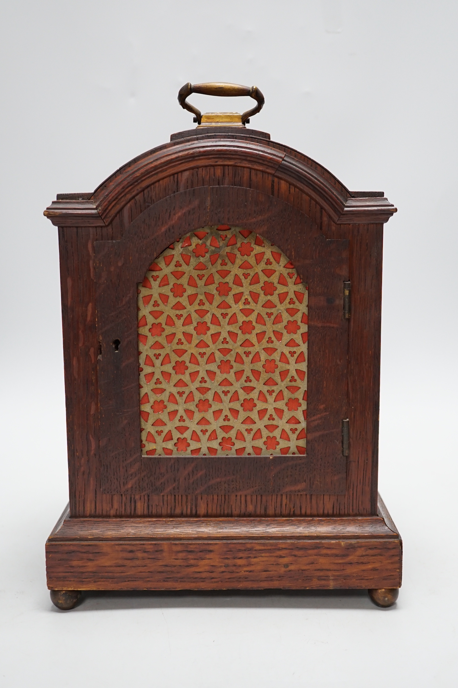 A oak mantel clock in a Regency style with pad top, striking on a coiled gong, 30cm high - Image 3 of 4