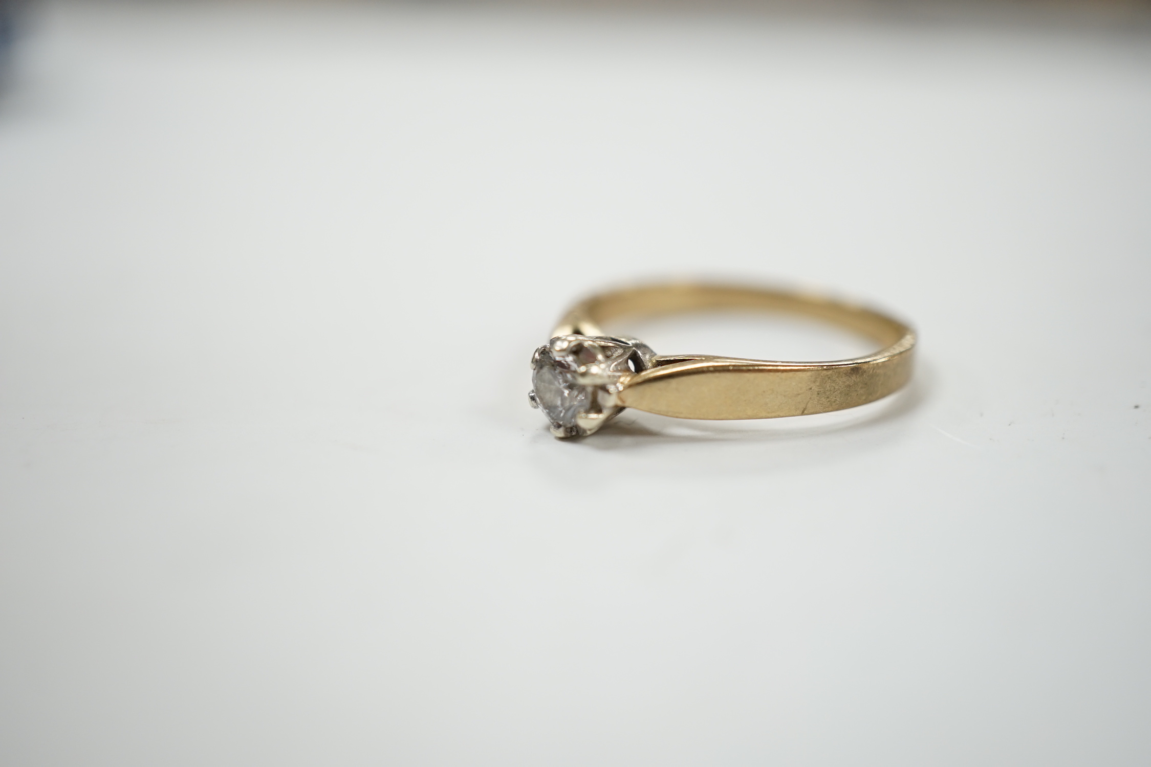A yellow metal and solitaire diamond set ring, size N/O, gross weight 2.4 grams. - Image 3 of 4