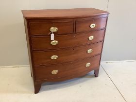 A Regency mahogany bowfront chest, width 103cm, depth 50cm, height 102cm