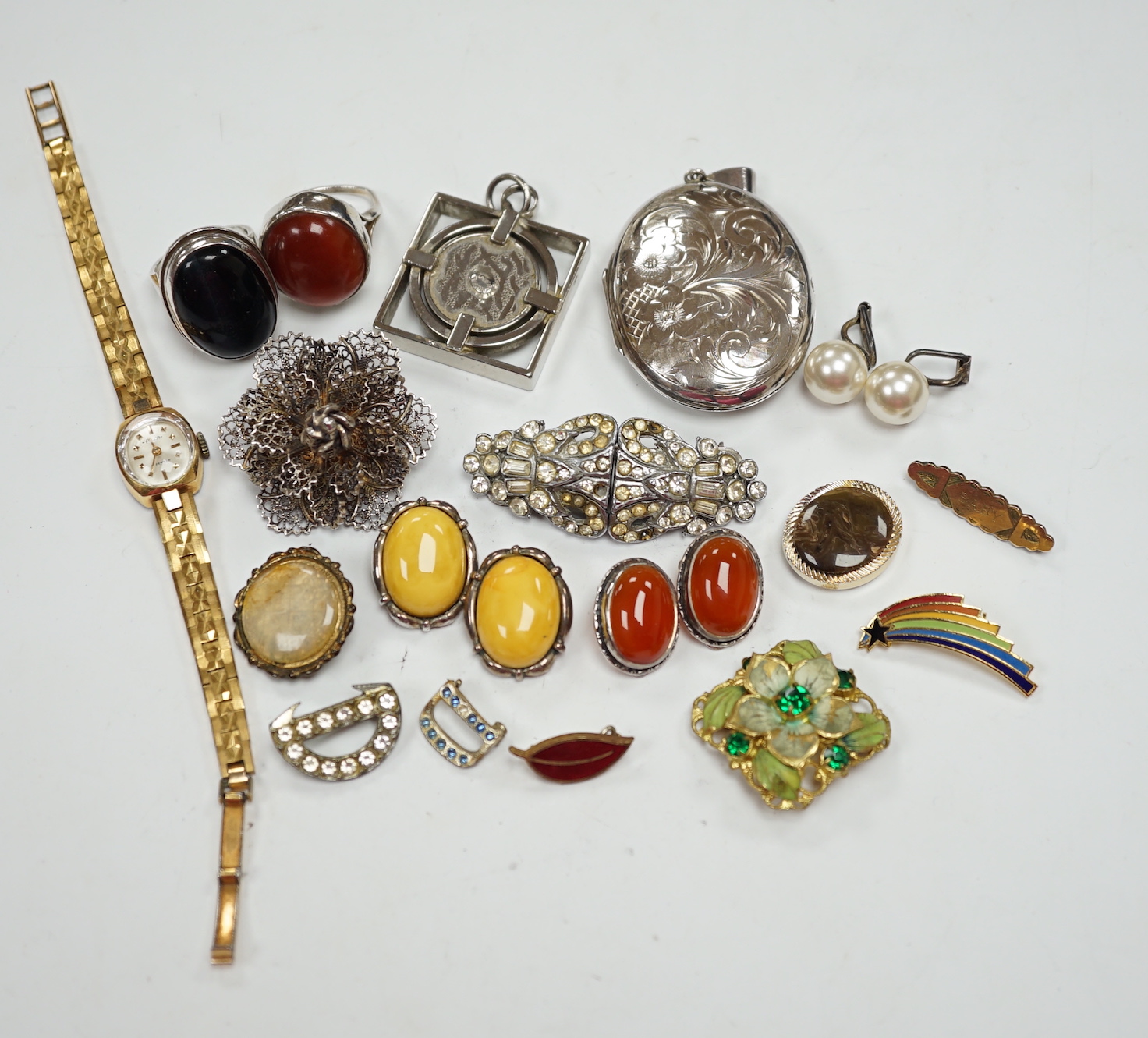 A silver and cabochon set dress ring, mixed costume jewellery and a lady's wrist watch. - Image 2 of 10