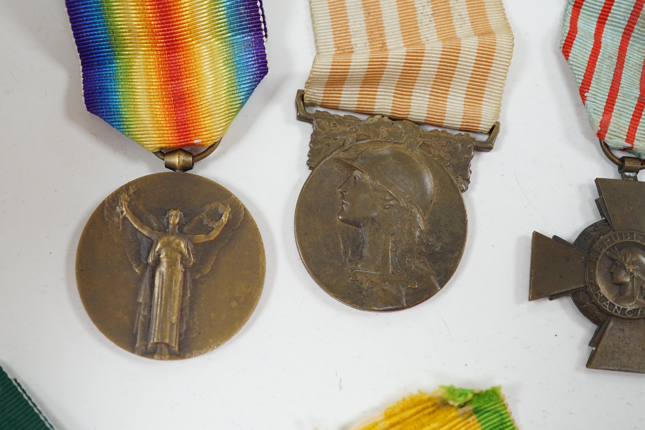 Eighteen French medals, including The War Cross, TOE French Legion Cross, Medal of Honour, Croix - Image 11 of 15