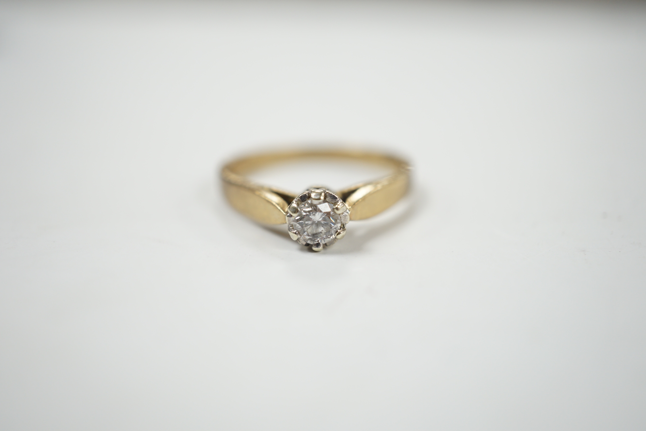 A yellow metal and solitaire diamond set ring, size N/O, gross weight 2.4 grams. - Image 2 of 4