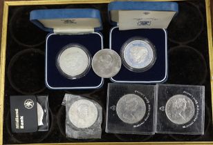 British coins, Royal Mint, QEII, two cased silver proof coins commemorating the marriage HRH