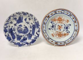 Two Chinese export plates, Kangxi period, largest 21cm in diameter